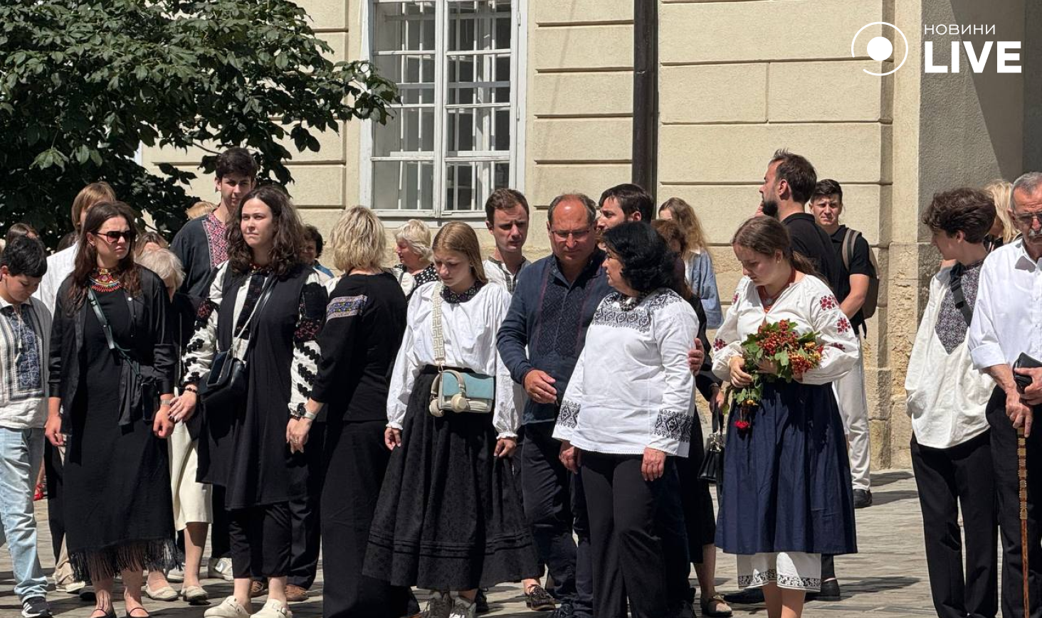 Друзі та колеги Ярослава Рущинина прийшли попрощатися