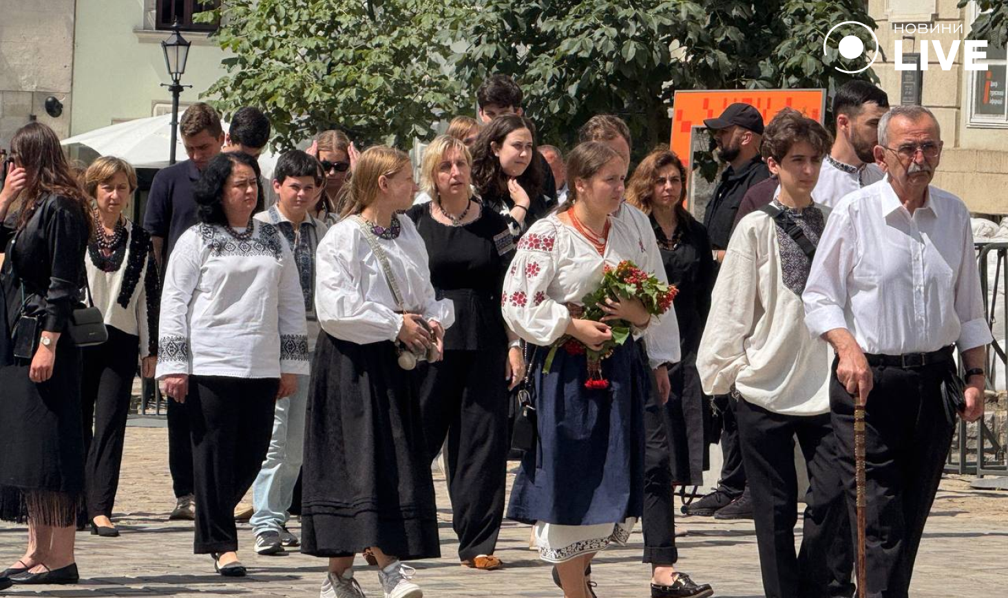 Світлини з церемонії прощання з Рущининим у Львові